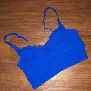 ✖️ SOLD ✖️ 3/$15 🌺 NWOT - Gilly Hicks bra cami